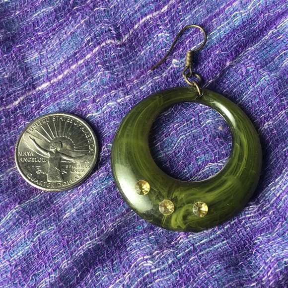 Vintage Green Swirl Crystal Pierced Plastic Circle Hoop Dangle Earrings - Picture 2 of 7